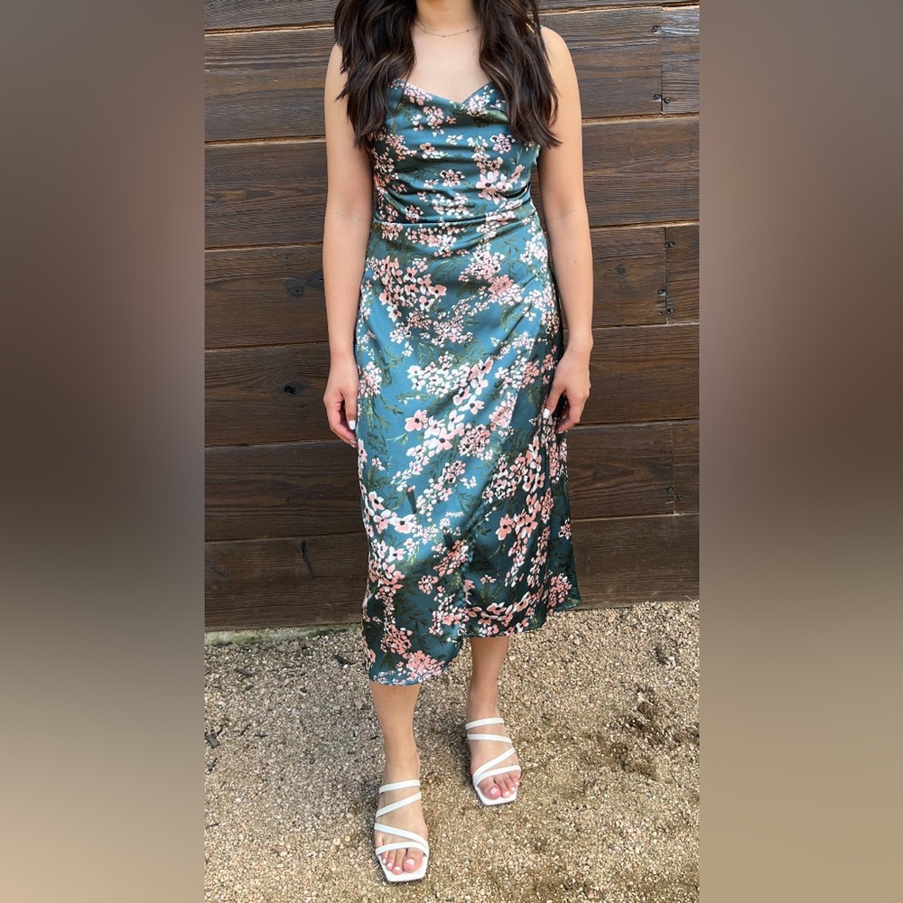 Lilyful dress